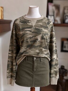 Lucky Brand Camo Sweatshirt XS Olive Green Military Crewneck